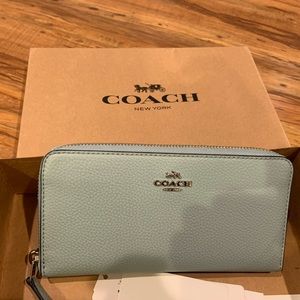Coach outlet wallet